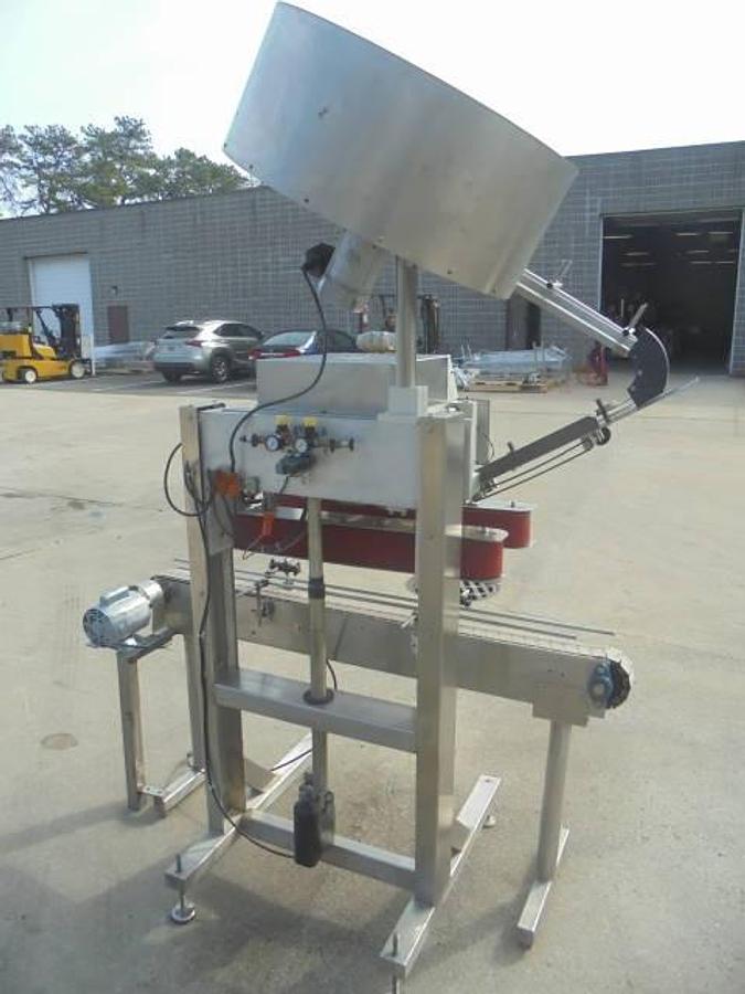 Used Accutek Six Spindle Adjustable Capping Machine, Stainless Steel
