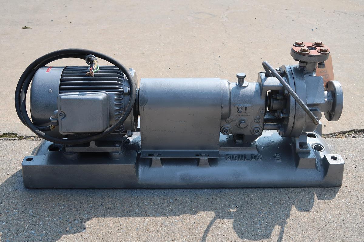 Used Goulds 3196 Pump