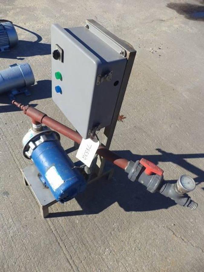 Used Goulds 1-1/4 in. X 1-1/2 in. Water Pump, 5 HP
