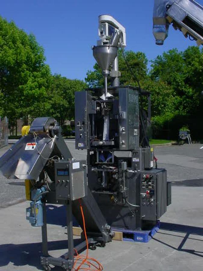 Used Rovema Vpu-180 Bagger For Powder And/Or Solids