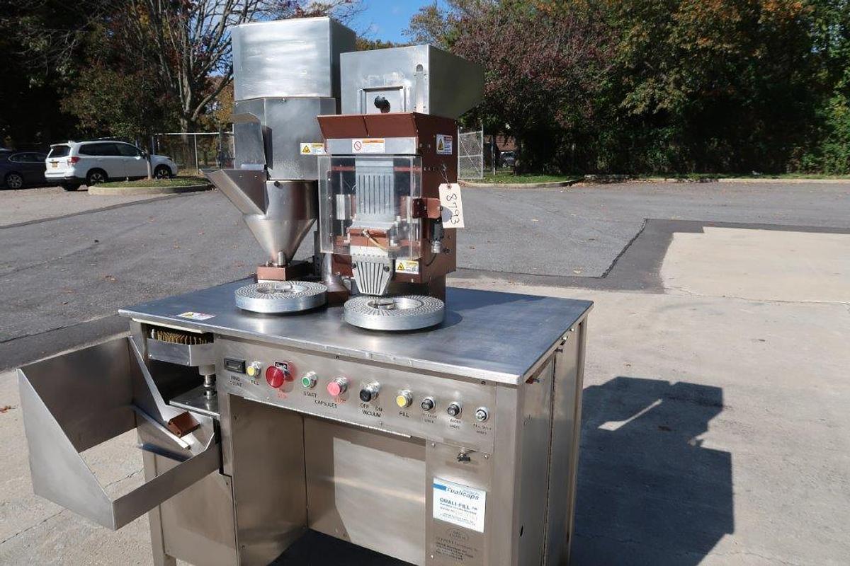 Used Schaefer Qualicaps “Quali-Fill” Model 10 Encapsulator