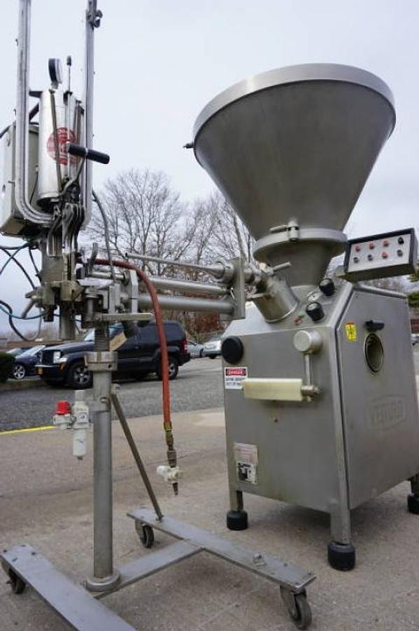Used Vemag 500 Vacuum Stuffer, Type 128/90, With Link/Clipper