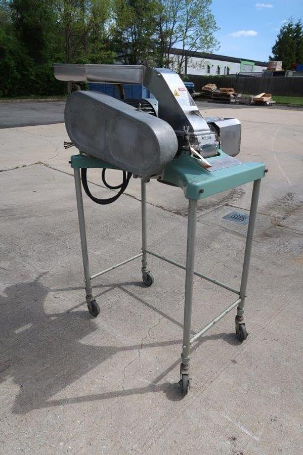 Used Fitzpatrick M-5 Comminuting /Pulverizing Machine, 5 HP