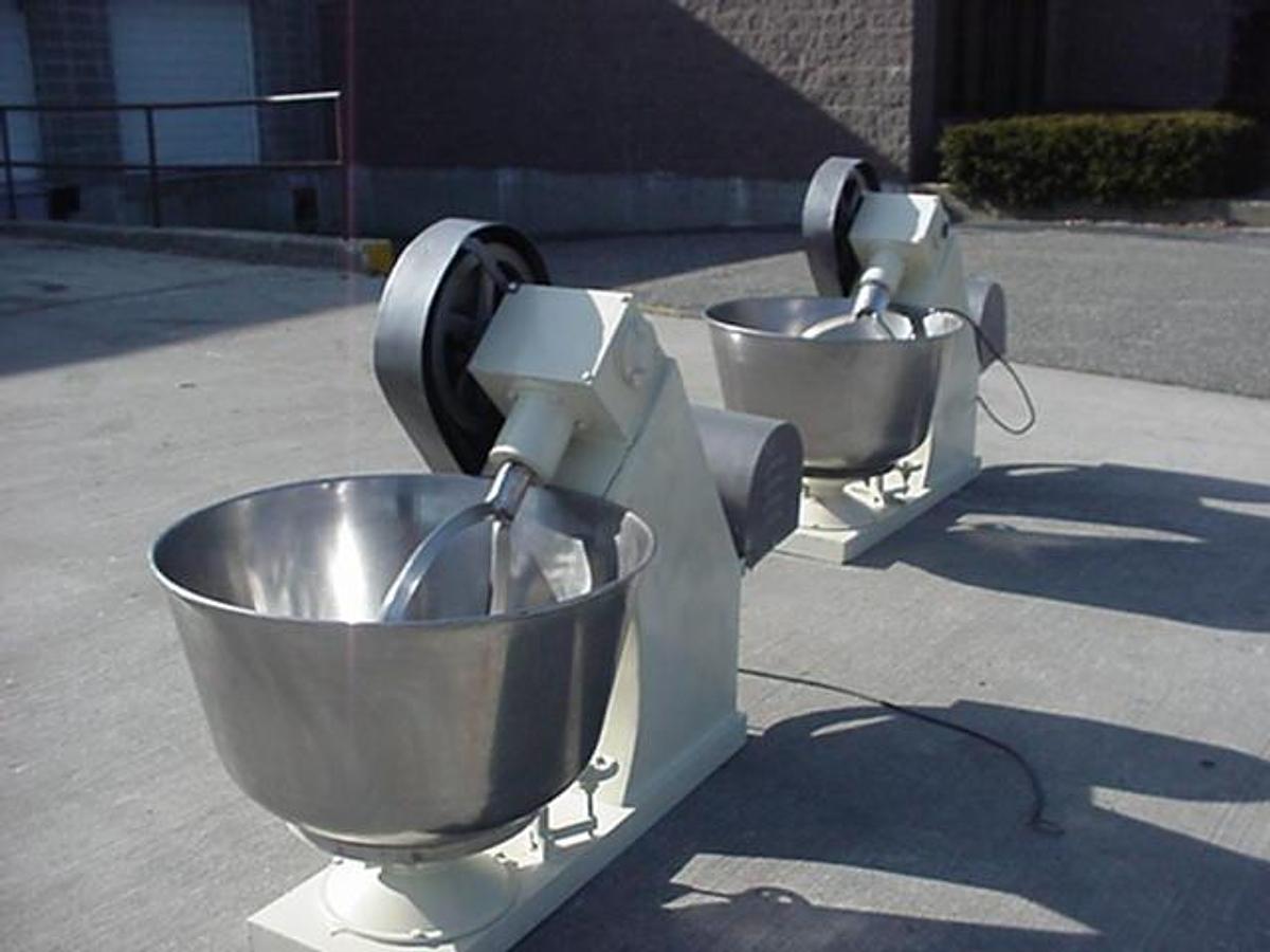 Used 100 Qt. Ss Bowl Mixer, Inclined Beater