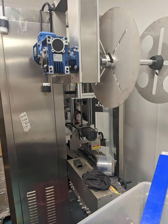 Used Gummy Bottling Line, Complete