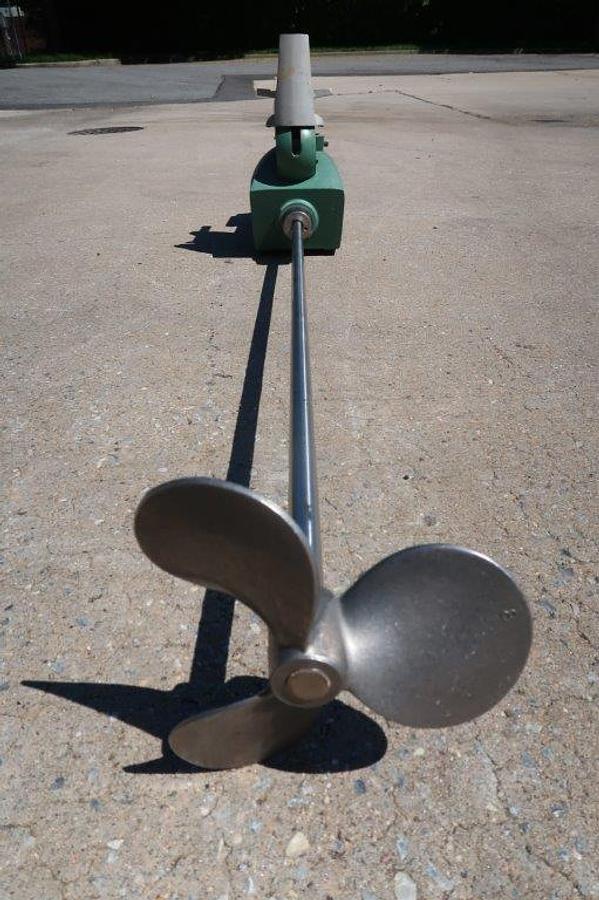 Used Lightnin .87HP Clamp-On Portable Agitator