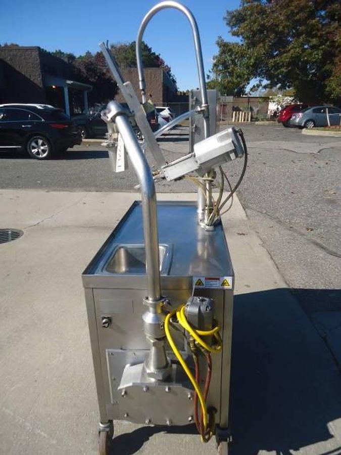 Used Groen Kapcold Pump Fill Station With “Tipper Tie”