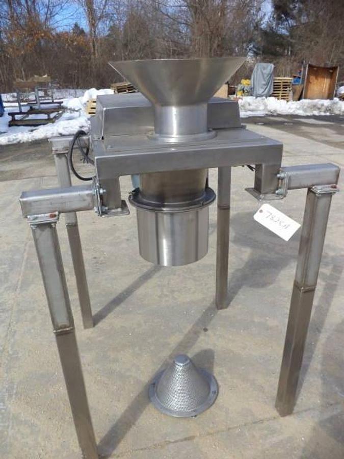 Used Quadro Comil 196S Size reduction mill, 7.5HP
