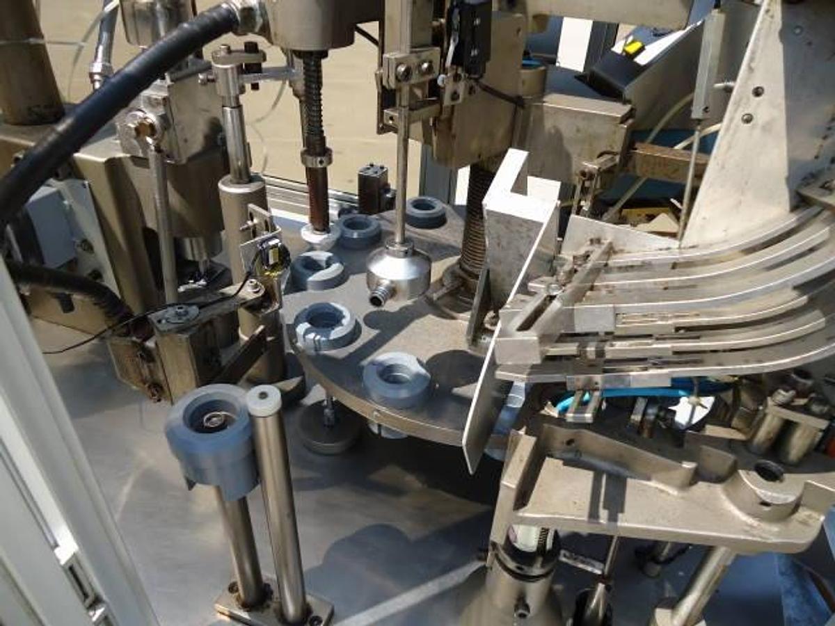 Used Comadis C100 automatic tube filler/sealer, high frequency sealing