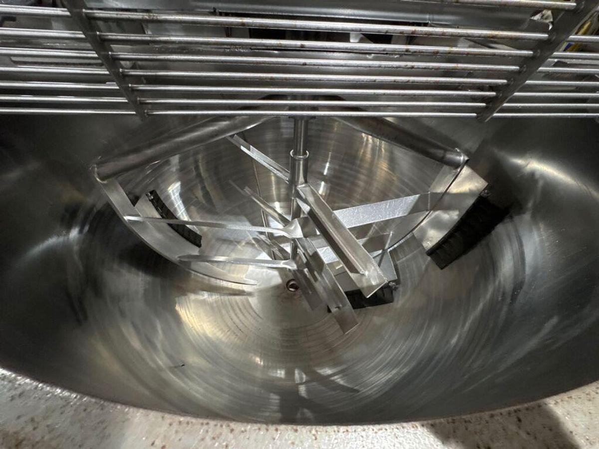 Used 300 Gallon Groen 316 SS Dual Motion Kettle, 80 PSI Jacket