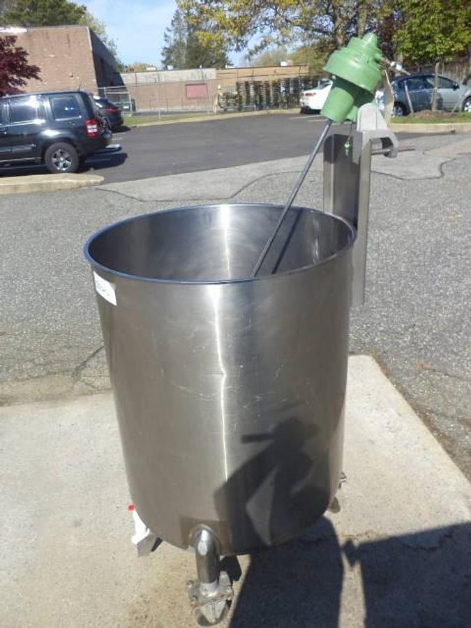 Used 150 Gallon Tolan Stainless Steel Vertical Tank, Portable