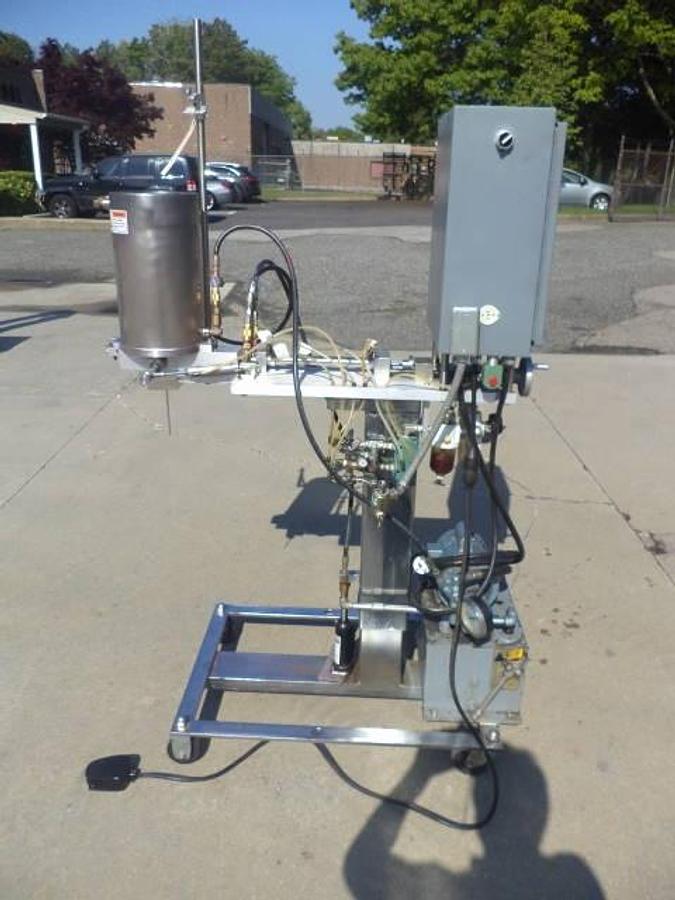 Used Hercules Single Piston Filler, Self-Contained Heating