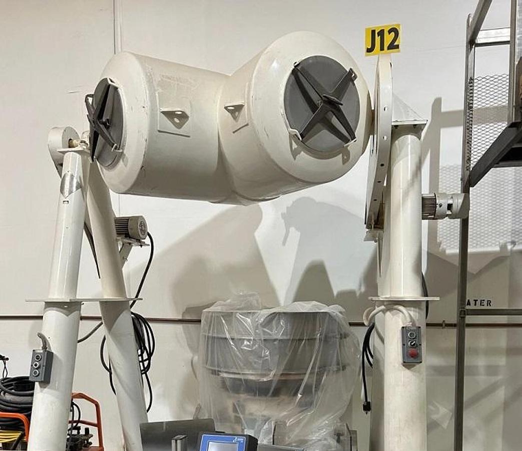 Used 20 Cu. Ft. Patterson Kelley Twin Shell V Blender, Pin Agitator Bar