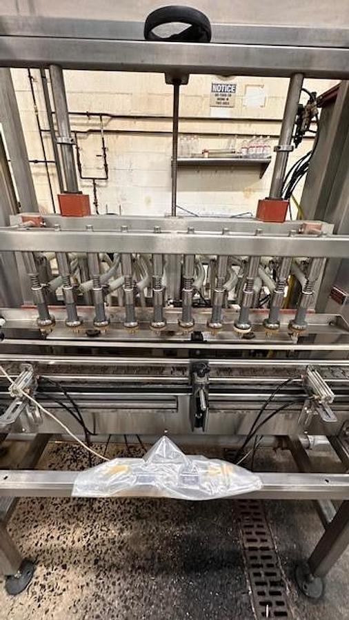 Used Automatic Liquid Filling Line