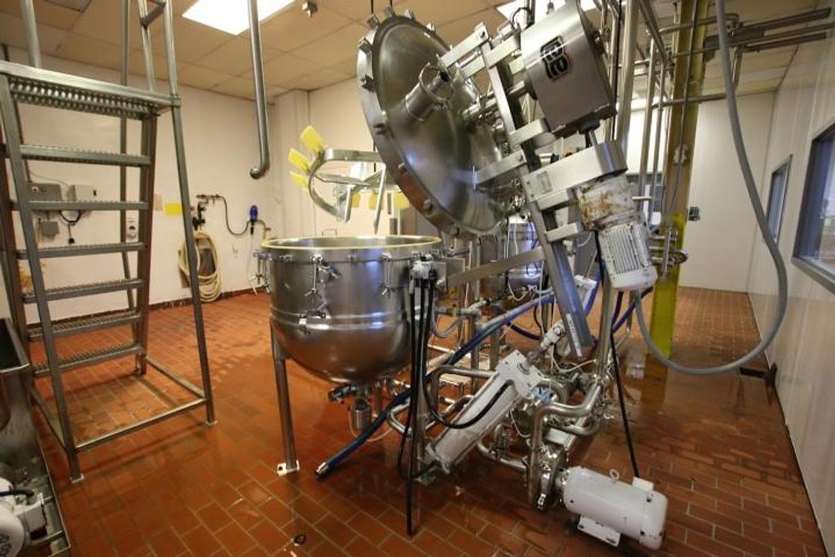 Used 100 Gallon Lee Double Motion Jacketed Vacuum Kettle/Reactor, Tilt Out Agitation