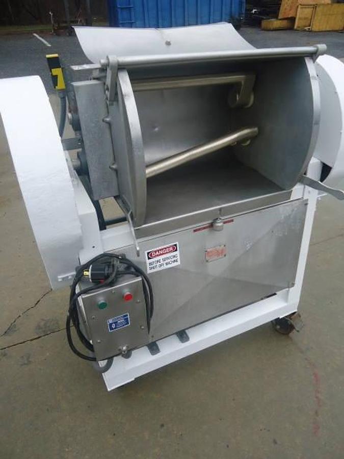 Used LOMBI 50 LB. DOUBLE ARM PASTA DOUGH MIXER with TILT DISCHARGE