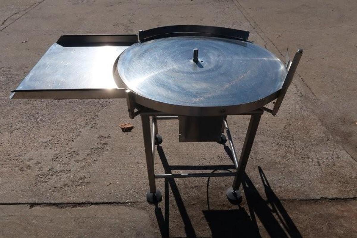 Used Filamatic 36 In. Rotary Unscrambling/Accumulating Table