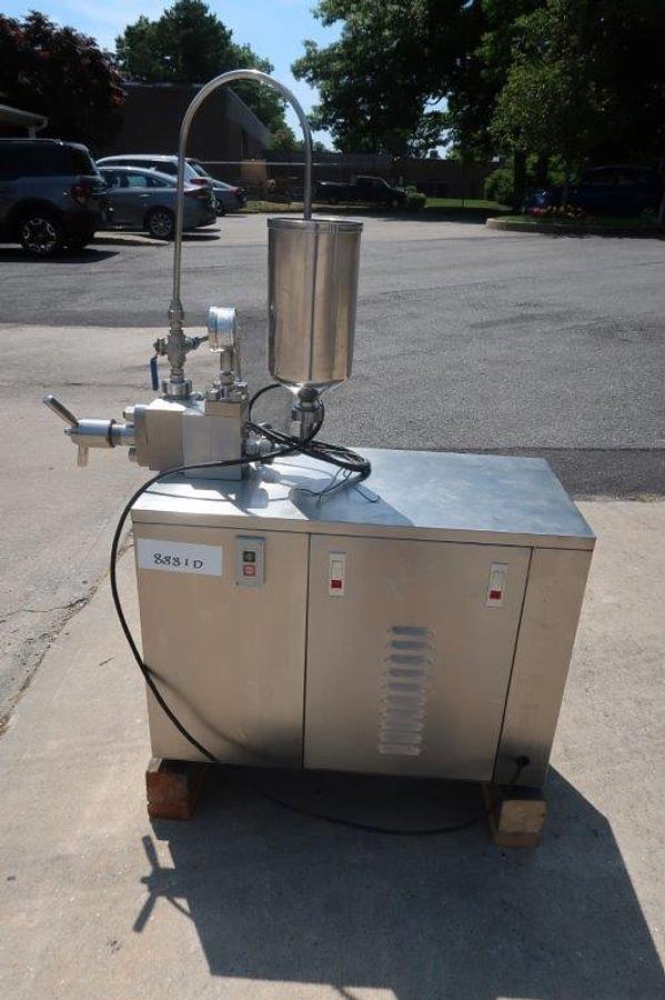 Used Shanghai Dong Hua 15 GPH Two Stage Homogenizer