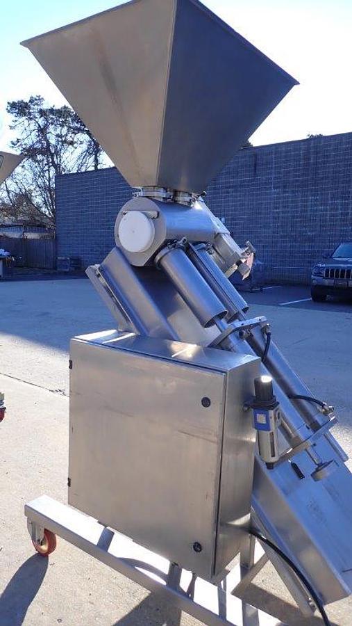 Used Twin Head Inclined Piston Filler, Large Pistons