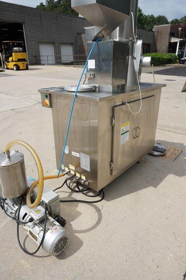 Used Semi-Automatic Encapsulator, Size 00, 0, 1 and 2 Tooling, Manufactured 2016