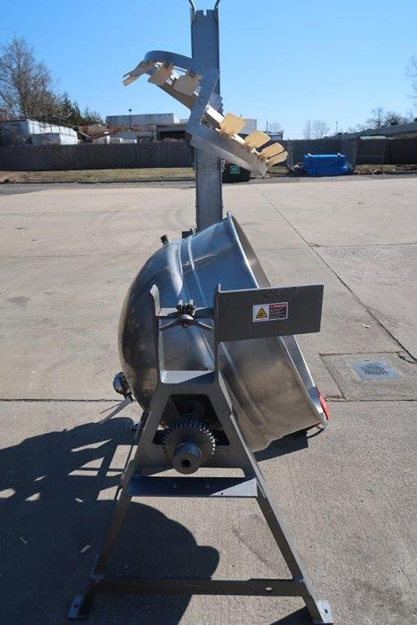 Used 80 Gallon Lee 316 SS Double Motion Scraper Kettle, Tilt Discharge, 100 PSI Jacket