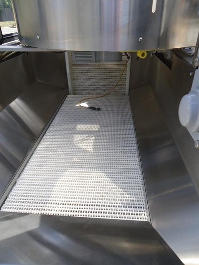 Used New England Machinery NEHCP-36 Plastic Bottle Unscrambler
