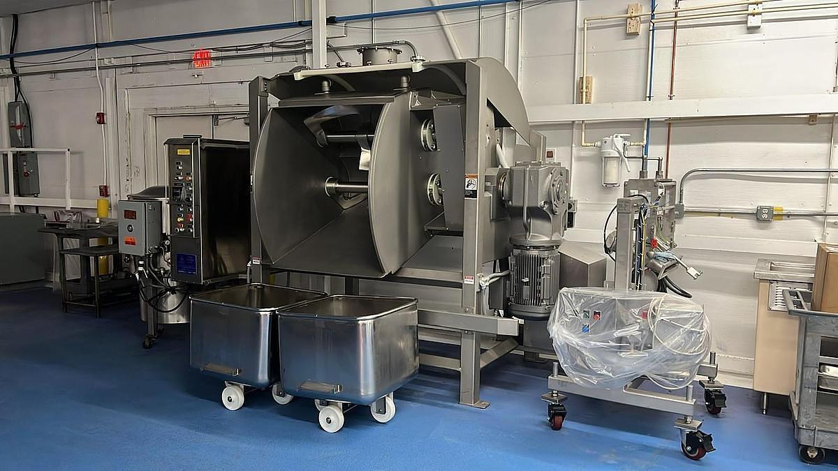 Used Topos Mondial Horizontal Double Sigma Mixer, 900 Lb. Capacity