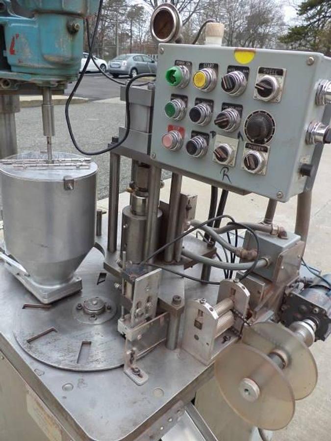 Used Cavalla AN-8 Rotary Powder Compacting Press