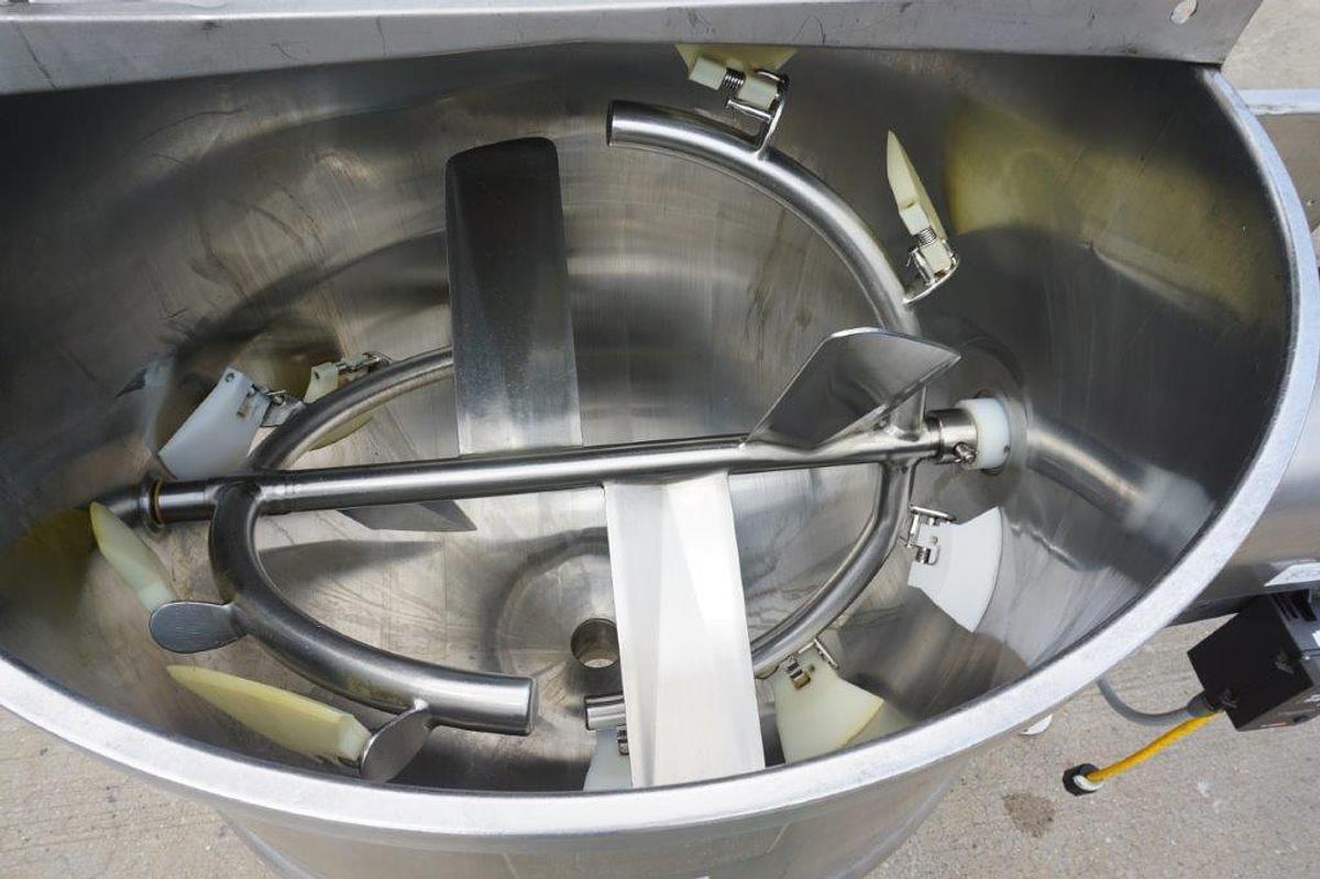 Used 150 Gallon JC Pardo Type 316 SS Jacketed Kettle, with Horizontal Scraper Agitation