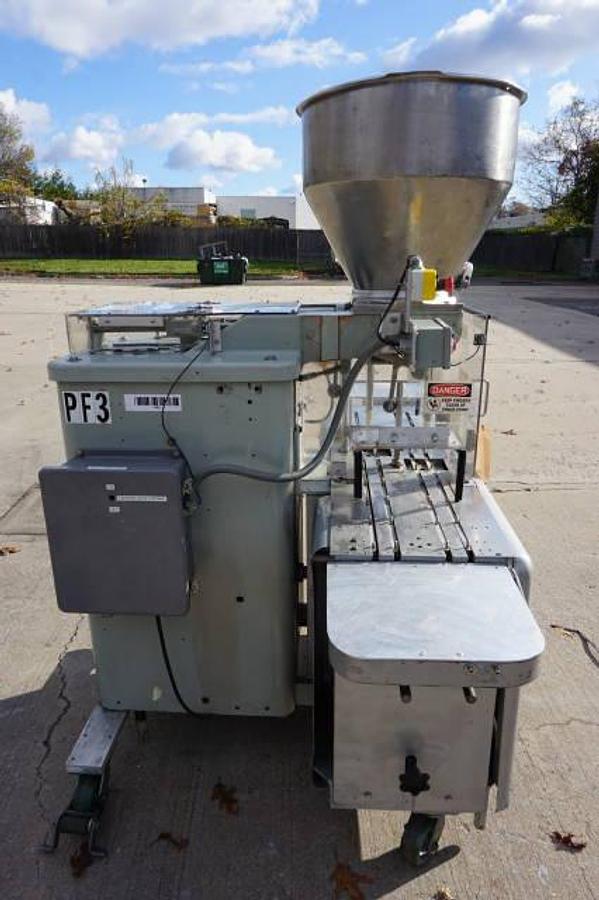 Used Colton Hope Twin Head Piston Filler, Bottom-Up Filling