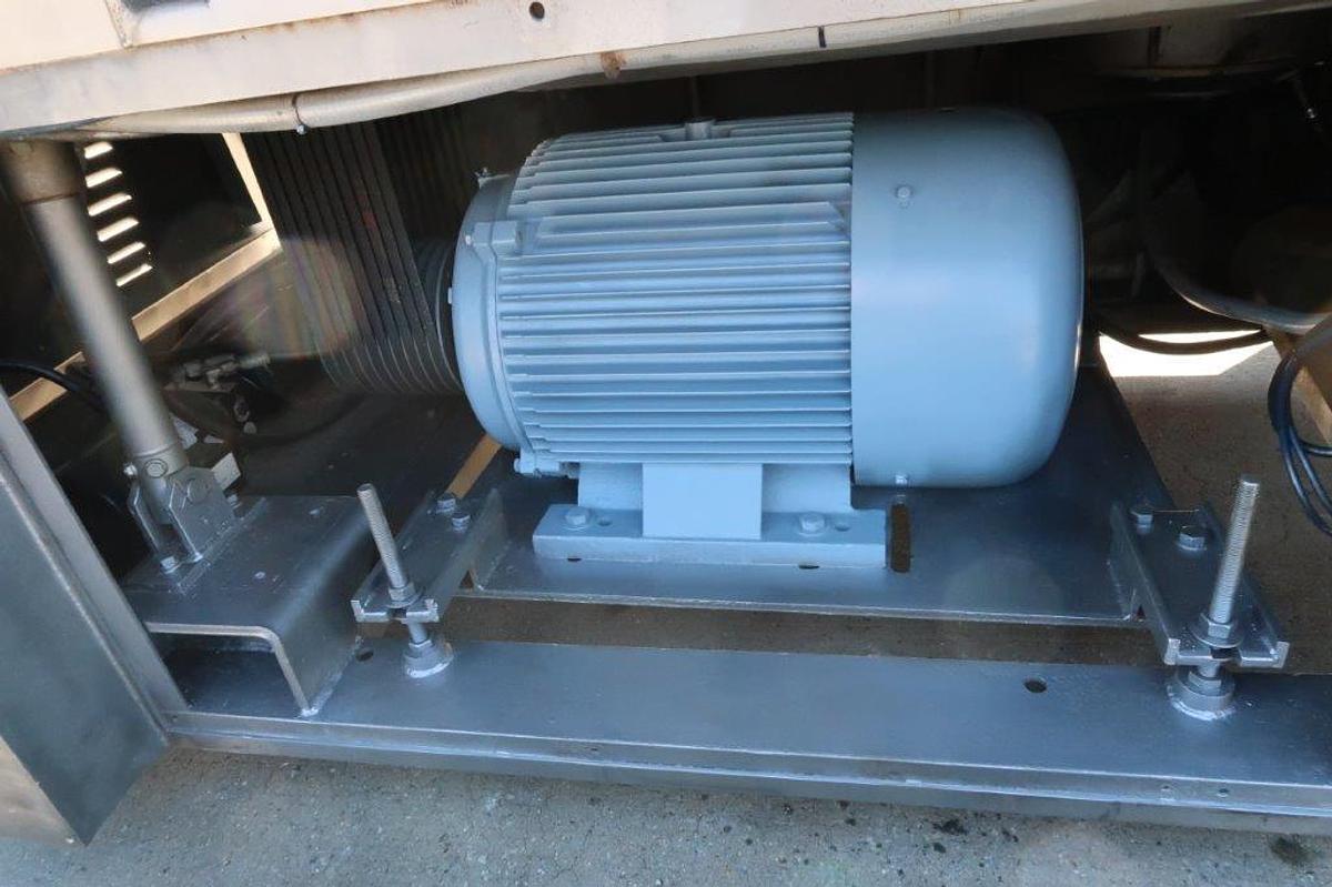 Used Laska 500 Liter Bowl Chopper, 100 HP Motor, Dairy Machine