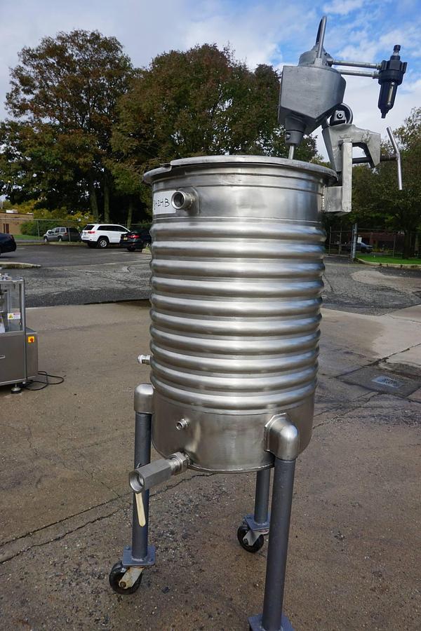 Used 55 Gallon Utensco SS Vertical Jacketed Mix Tank, Air Operated Mixer