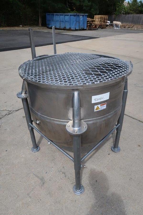 Used 100 Gallon Groen Stainless Hemispherical Kettle, 125 PSI Jacket