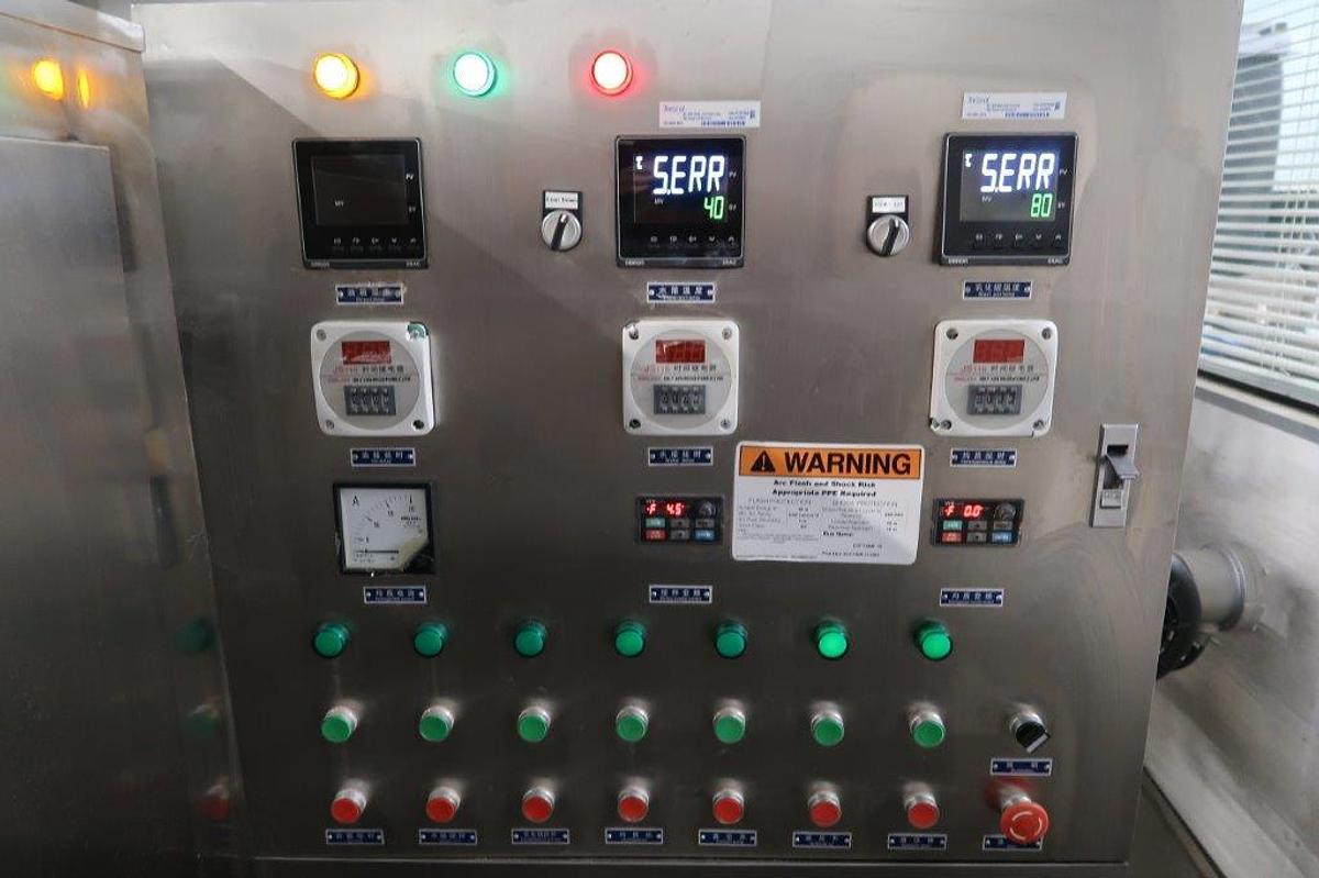 Used 200 Liter SS Jacketed Triple Motion Scraper Kettle/Reactor