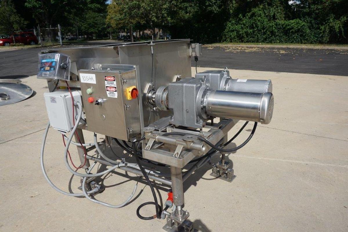 Used Rietz RS-15 Twin Shaft Screw Blender, Load Cells