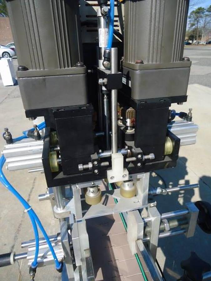 Used Ocean Packing Two Head Pump Style Stainless Steel Filling And Capping Machine