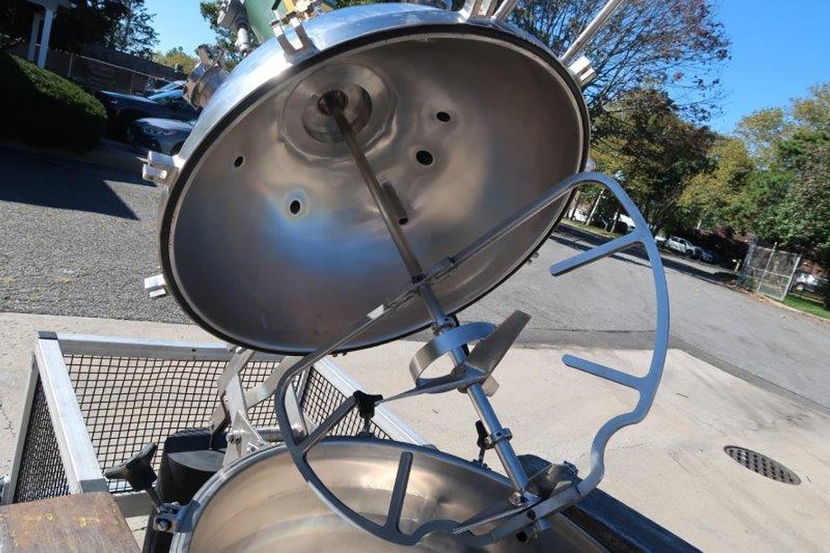 Used 60 Gallon Lee SS Jacketed Vacuum Mix Kettle, Portable