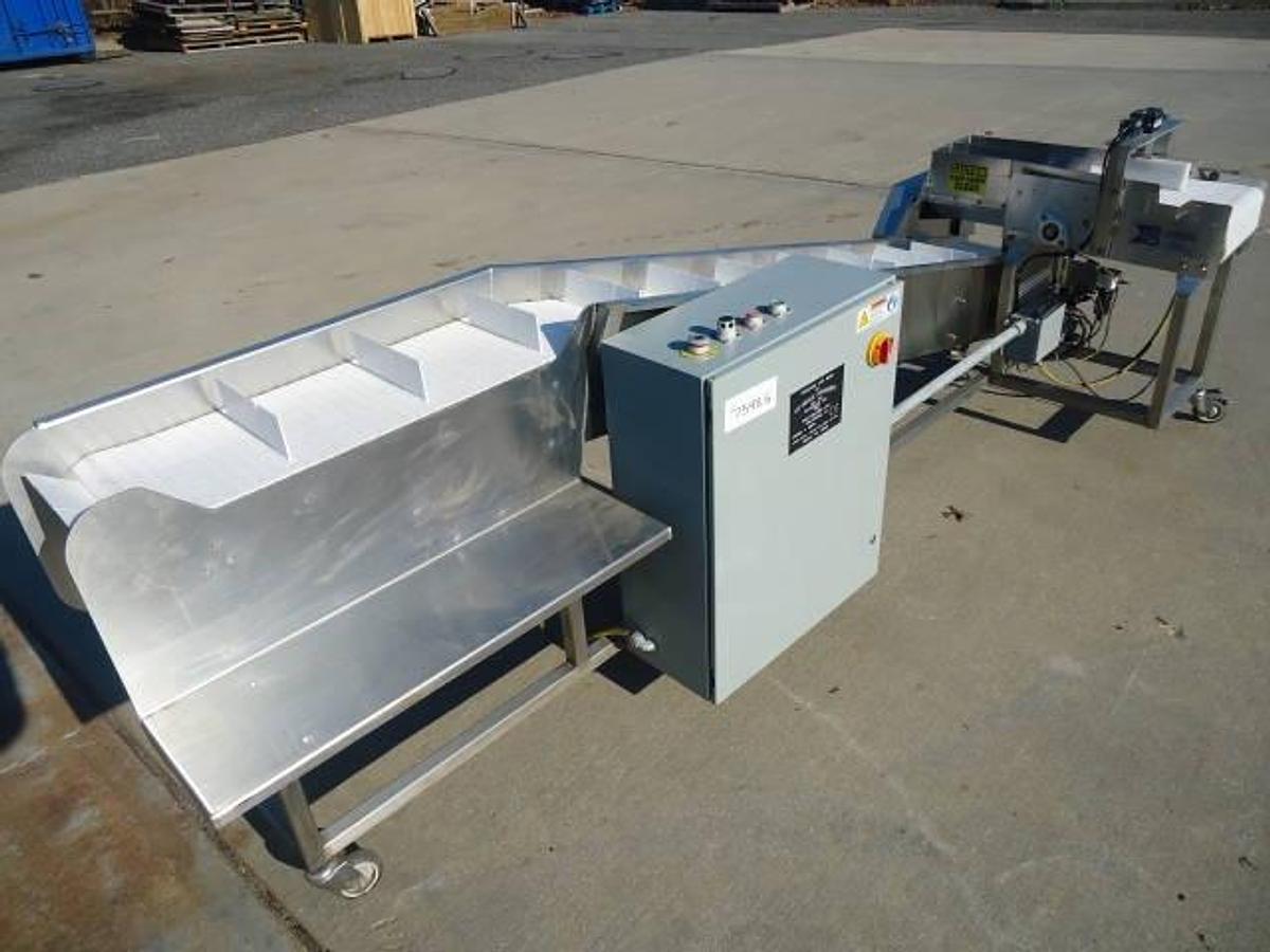 Used Air-Draulic Inclined Cleated Belt Conveyor With Automatic Dump, Stainless Steel