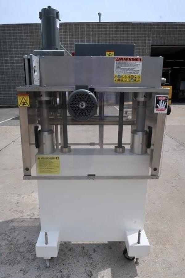 Used Kaps-All FE-4 Automatic Four Spindle Inline Screw Capping Machine