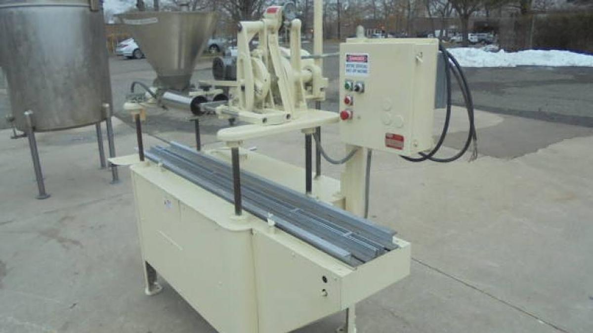 Used MRM Elgin Twin Piston Automatic Filler, 97 Ounce Pistons