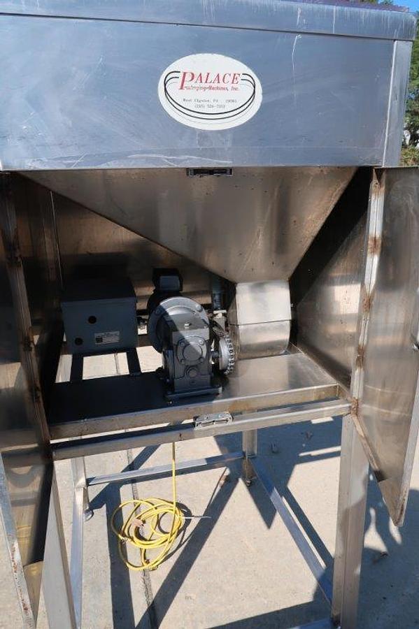 Used Palace Packaging Inclined Cleated Belt Conveyor, SS, Variable Speed