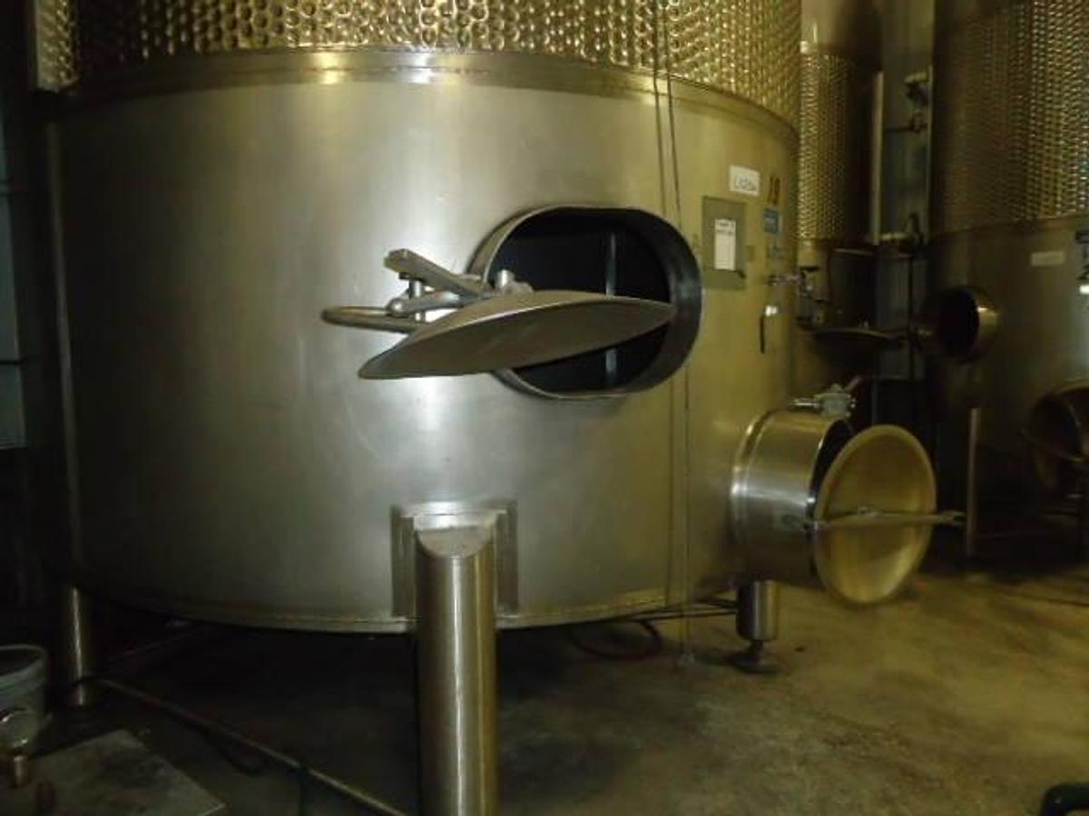 Used 5,615 Gallon Zero Manufacturing Stainless Dimple Jacketed Vertical Closed Tanks (2)