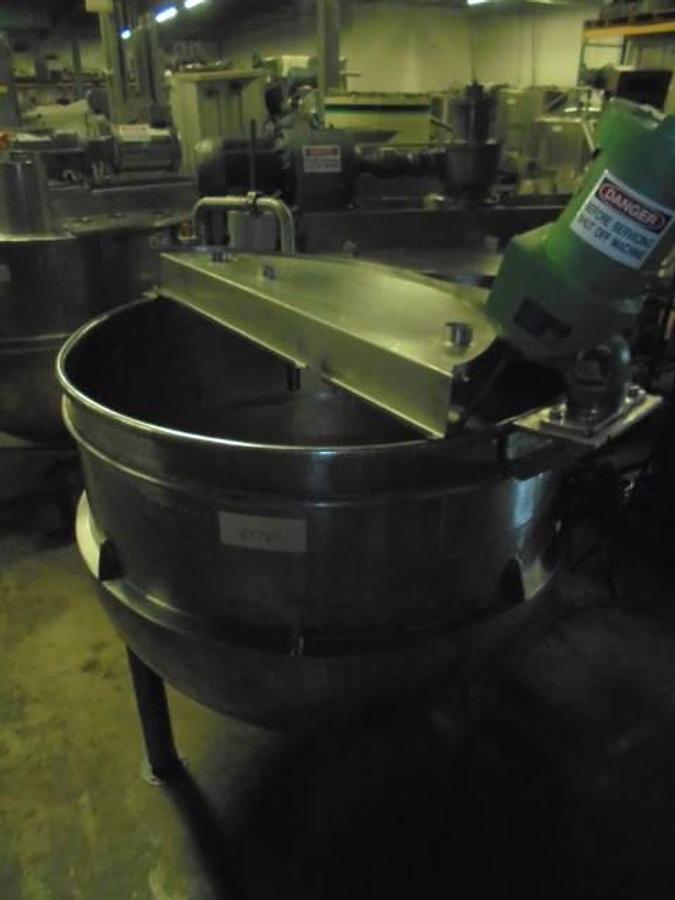 Used 150 Gallon 316 Hamilton Stainless Steel Jacketed Hemispherical Kettle With Lightnin Mixer