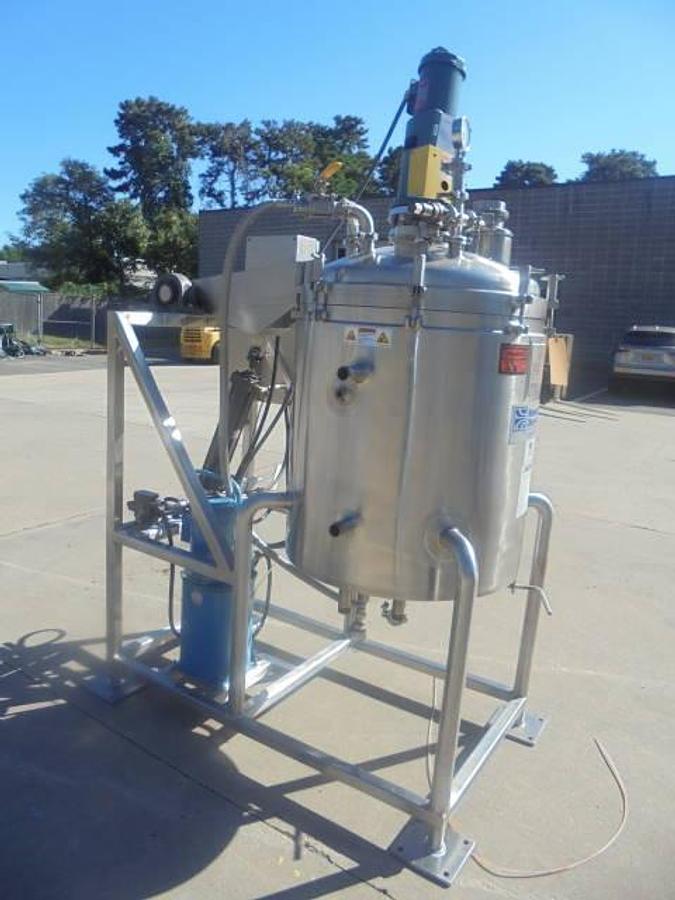 Used 100 Gallon Cherry Burrell 316 Stainless Steel Jacketed Pressurized Kettle/Reactor, Tilt Out Agitation