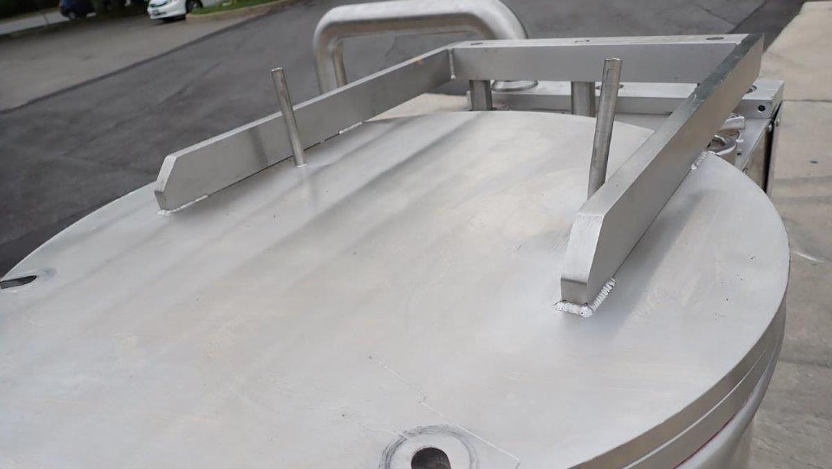 Used 30 Liter Cavalla Self-Contained SS Jacketed Mix Tank, Bottom Agitator
