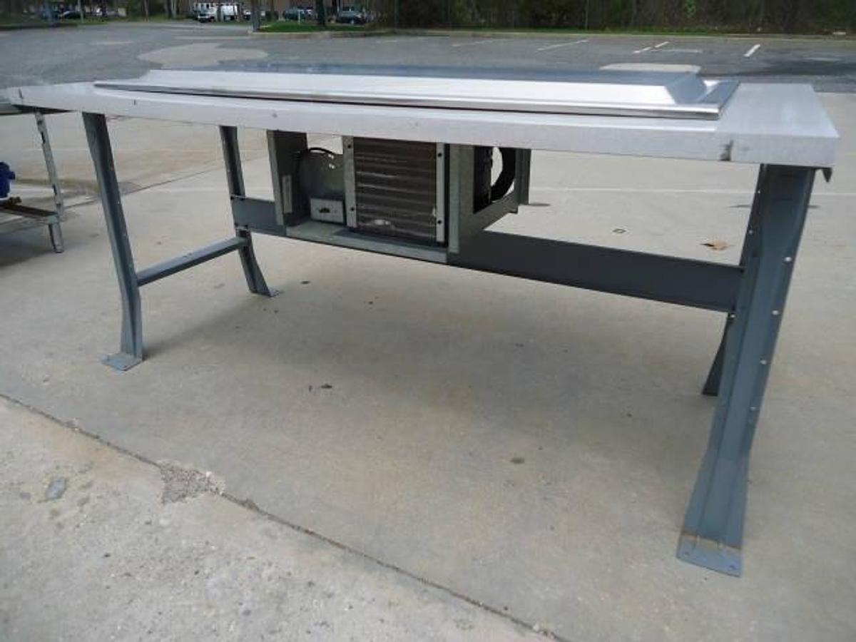 Used Lipstick Chill Table, 36 Inch Wide By 72 Inch Long
