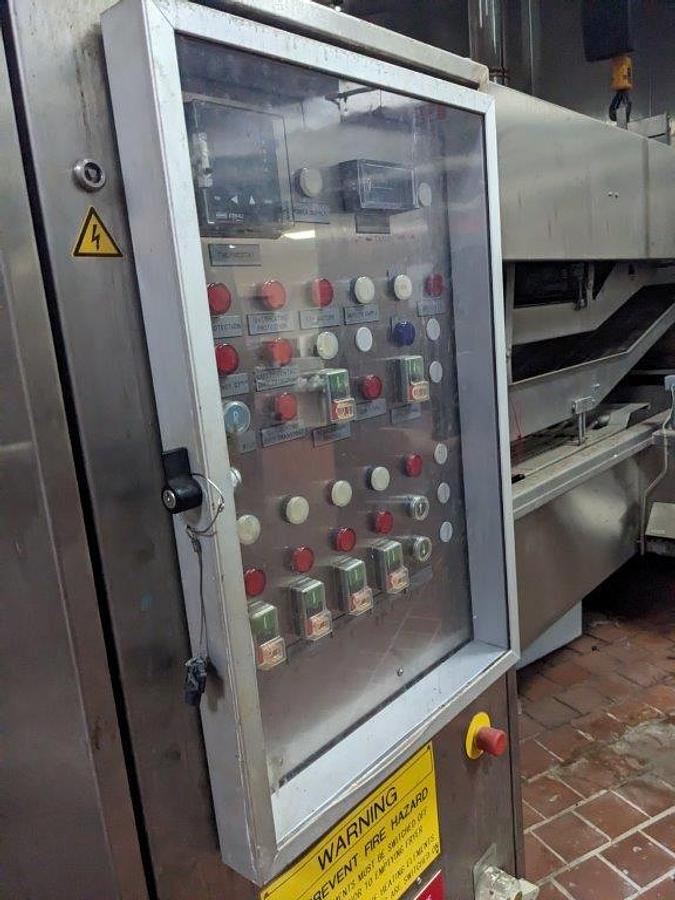 Used Convenience Food Systems (CFS) 24 In. x 25 Ft. Hot Oil Fryer