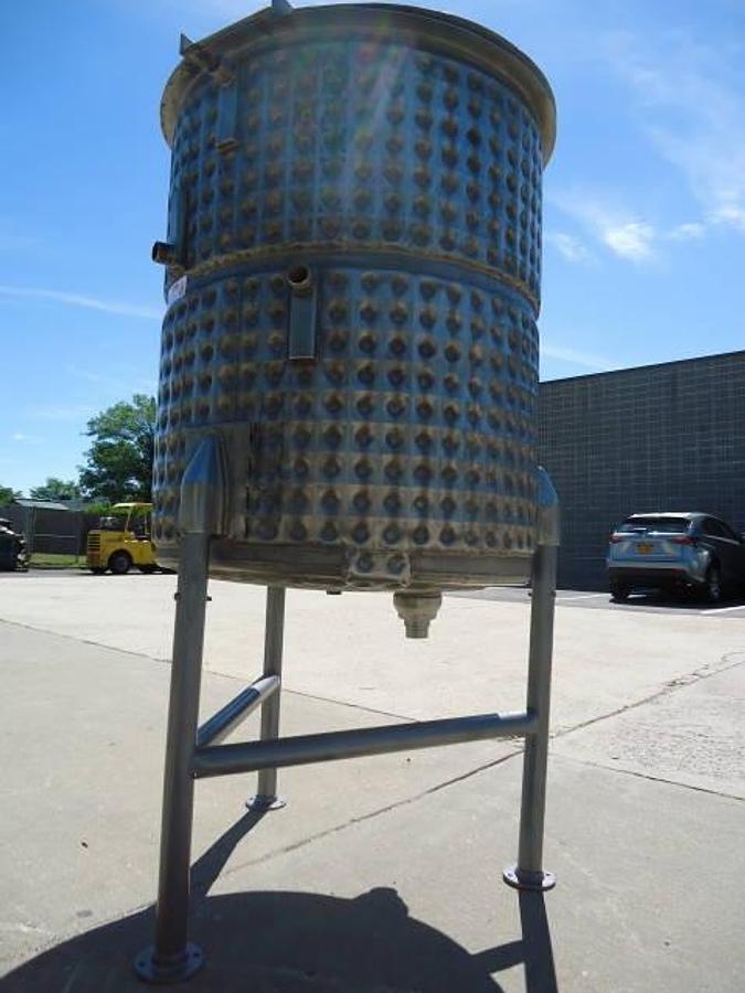 Used 225 Gallon Willflow Stainless Steel Dimple Jacket Tank, 50 PSI Jacket