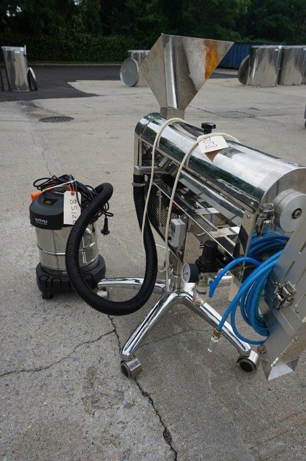 Used Noah Capsule Polisher, with Vacuum, Portable