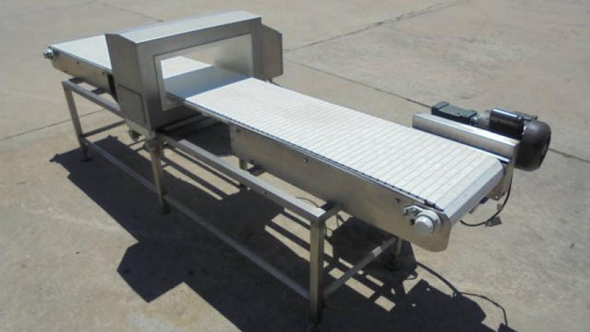 Used S + S Stainless Steel “Detector 5” Metal Detector, 19 IN. X 6-3/4 IN. Opening